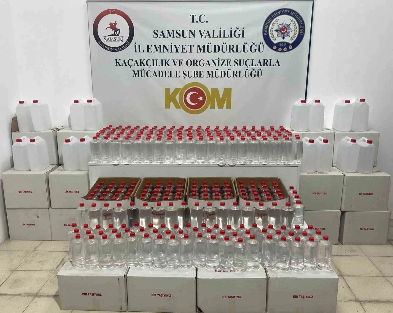 Samsun'da Kaçak İçki Üretiminde Kullanılan 1 Ton Etil Alkol Yakalandı