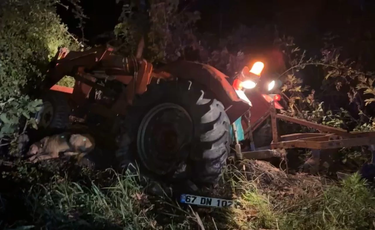 Zonguldak-Bartın Kara Yolunda Kaza: Otomobil ile Traktör Kafa Kafaya Çarpıştı