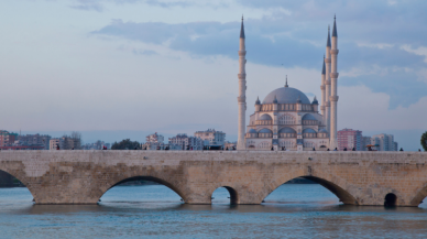 Adana’da Unutulmaz Bir Romantik Gece Geçirmek İçin İpuçları