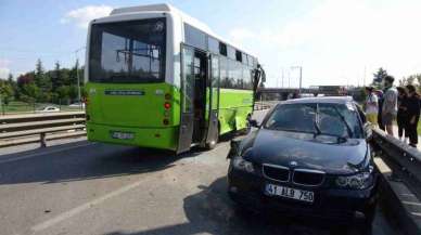 Kocaeli'de Otomobil ile Halk Otobüsü Çarpıştı 3 Yaralı var