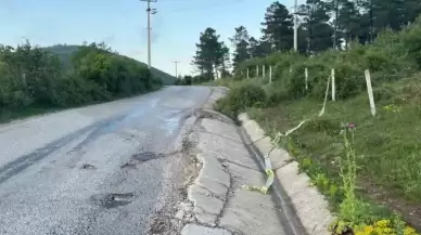 Derince İlçesinde Jandarma Aracına Çarpan Motosikletli Sürücü Öldü...