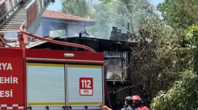 Sakarya'da Bahçeye Atılan Sigara İzmariti Yangına Neden Oldu