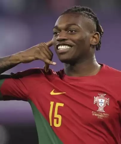 Rafael Leao, Milan'dan Barcelona'ya mı Geçiyor?