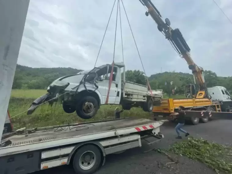 Rümeysa’nın Cinayete Kurban Gittiği Kamyonetin Olay Yerindeki Yeni Fotoğrafları Ortaya Çıktı 1